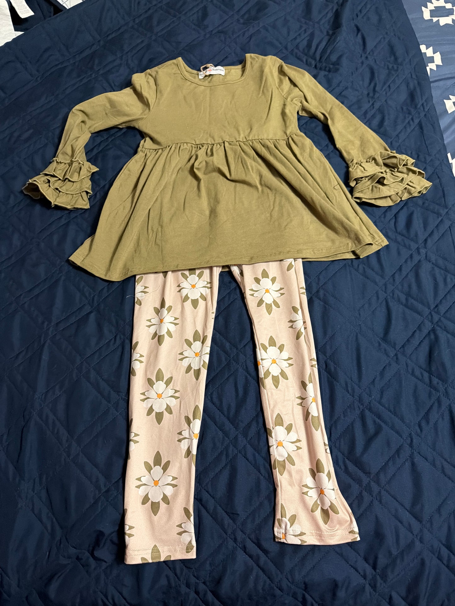Sage ruffle shirt and leggings set