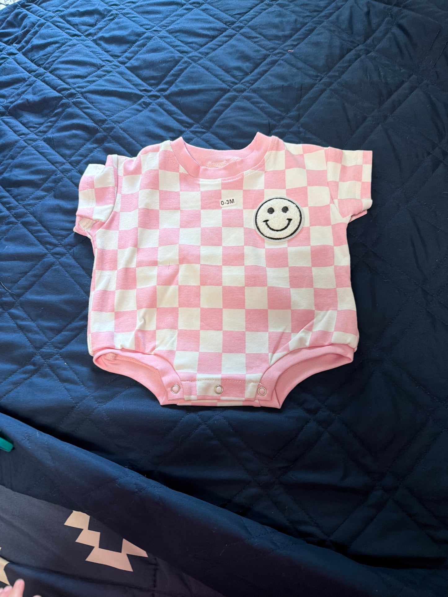 Checkered bubble romper pink