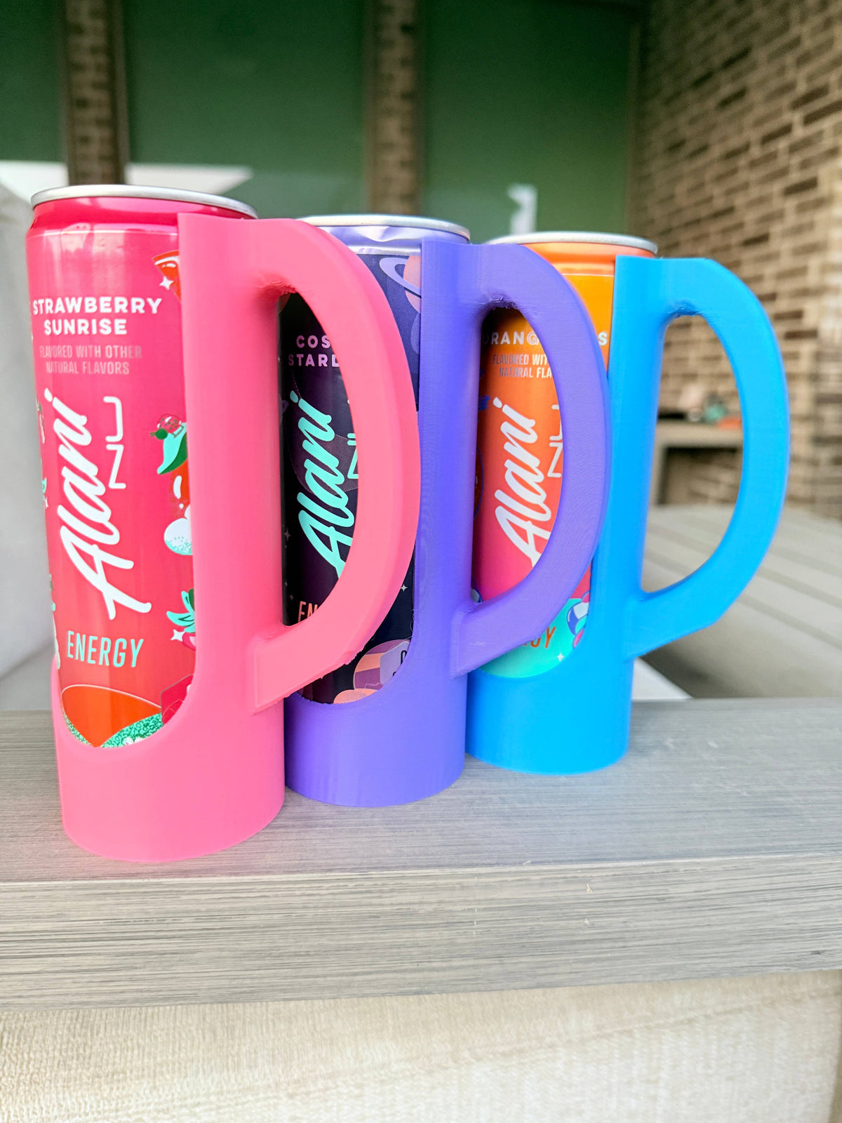 Skinny Can Handle Holder ( Available the end of May)