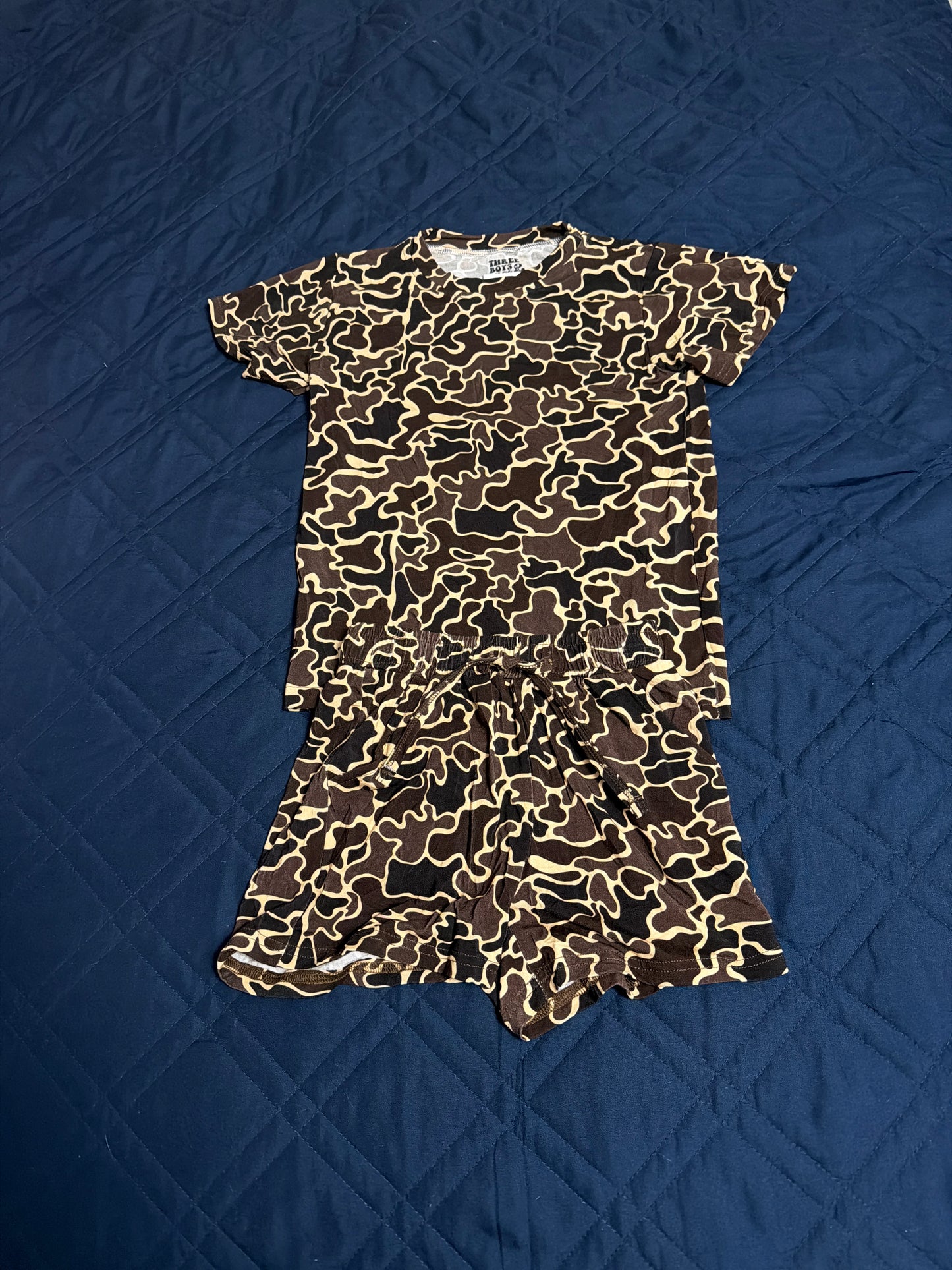 Camo short set