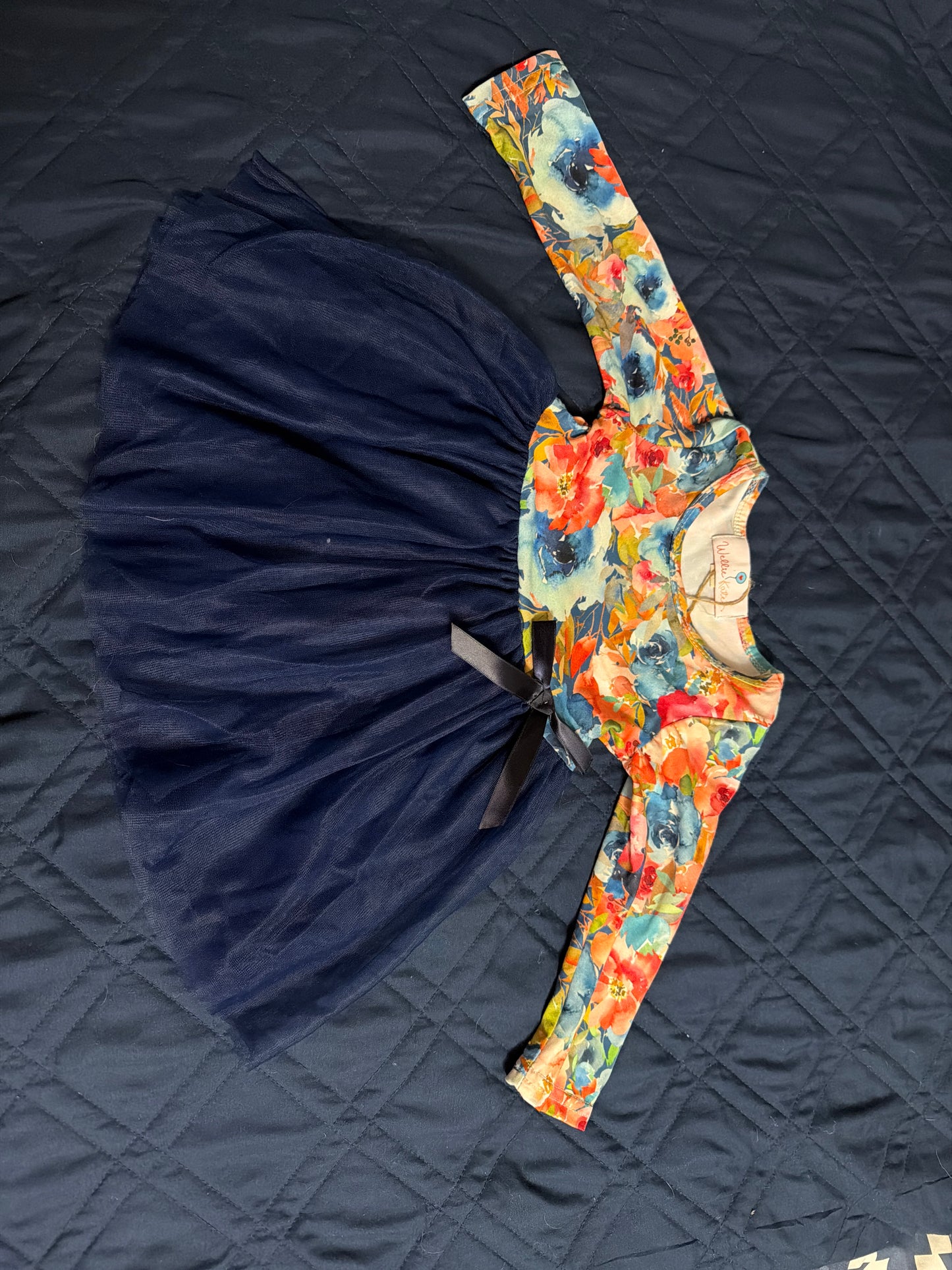 Bright blooms dress blue