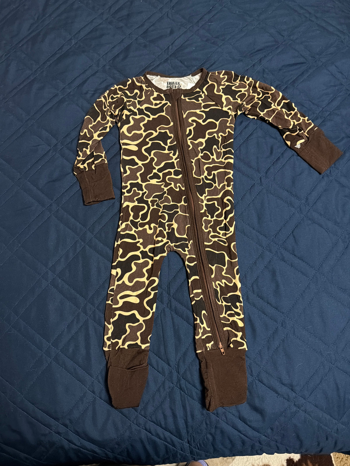 Camo zippy